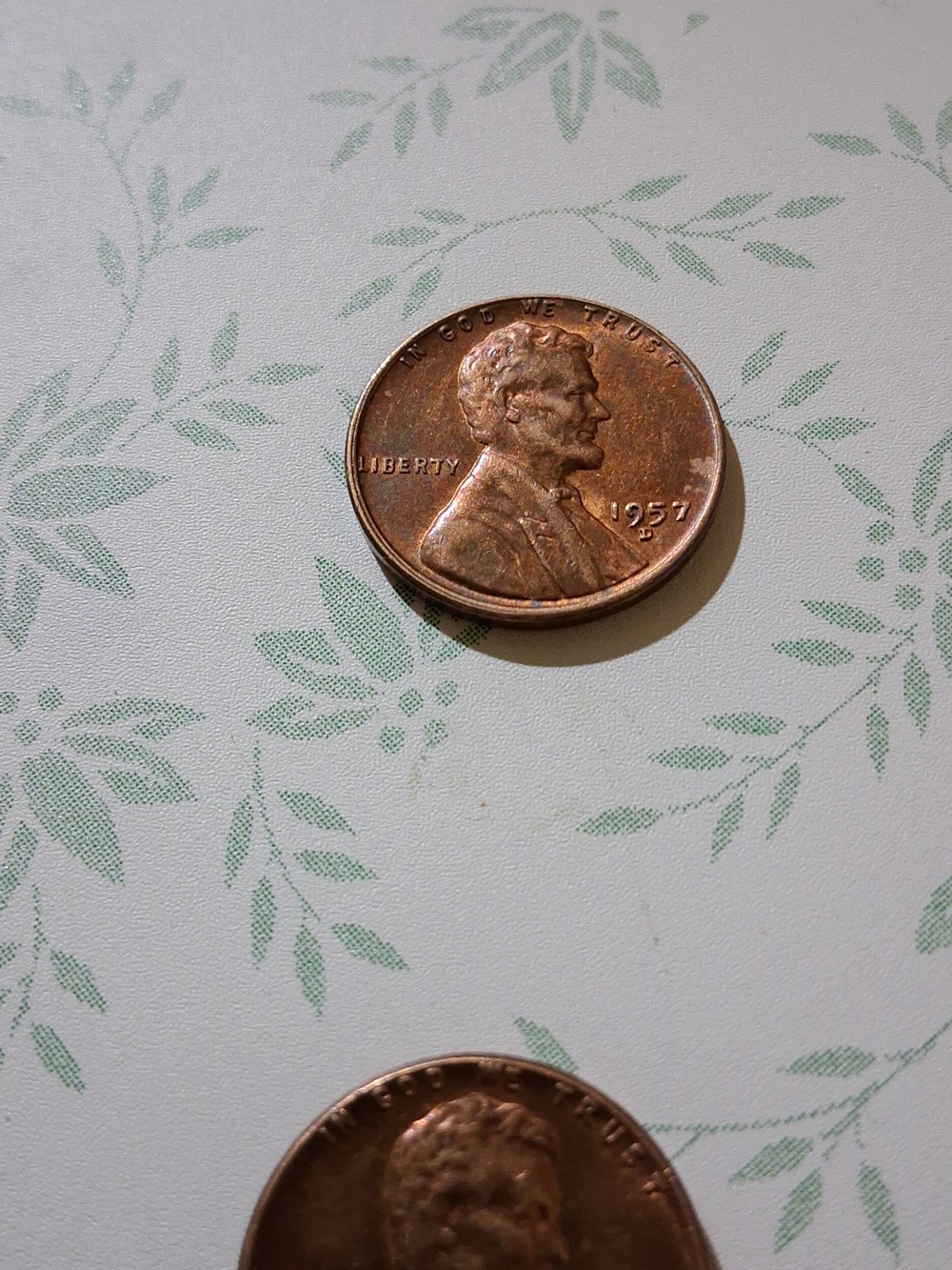 1957 D WHEAT PENNY IN MINT CONDITION